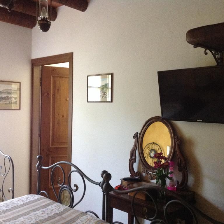 Grandola ed Uniti Agriturismo Barcola חדר תמונה